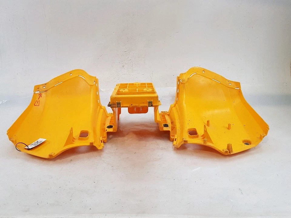 Passage de roue arrière - KYMCO MXU R 250 (LKY23G904210) - GPA-1052314115 - G0-1 - Photo 1/4