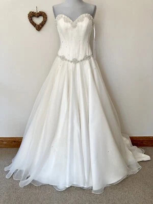 29 🔴 Abigail by Hollywood Dreams  |  Size 12  |  Ivory Organza Wedding Dress - Image 1 of 4