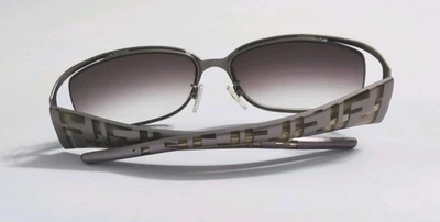 Gafas de sol marrón Fendi Designer. Hecho en Italia. Usado. 58×16 130 Foto 1 de 4