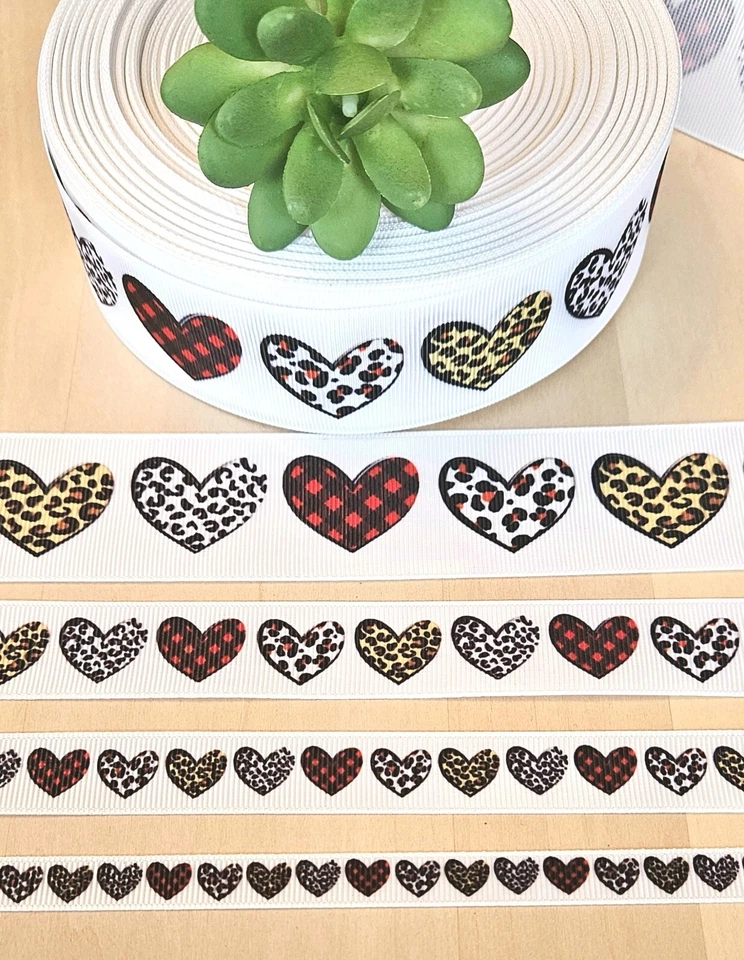 Cinta de grosgrain de San Valentín corazones a cuadros de búfalo de 3/8, 5/8, 7/8 y 1,5" (1 YD) Foto 1 de 1