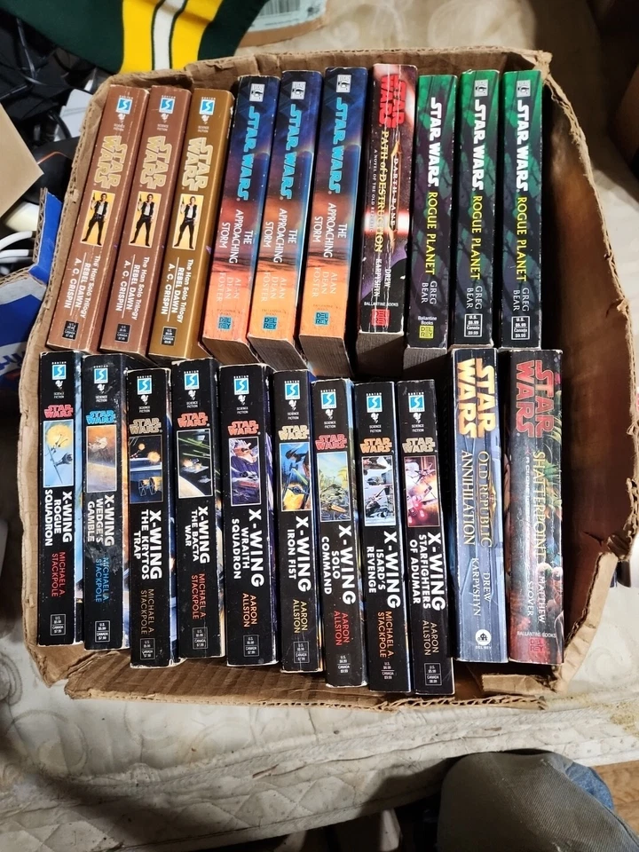 BUILD A LOT: STAR WARS Saga Books: CHOOSE TITLES Legends / New Canon Foto 1 de 3