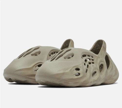 Adidas Yeezy schiuma RNR sale di pietra Regno Unito 11 spedizione lo stesso giorno ?