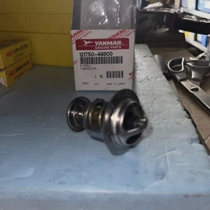 TERMOSTATO ORIGINAL YANMAR OEM; P/N 121750-4988. - Imagen 1 de 5