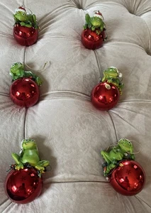 Vintage Christmas Frog Perched On Red Glass Ornament (Set Of 6) - Picture 1 of 14