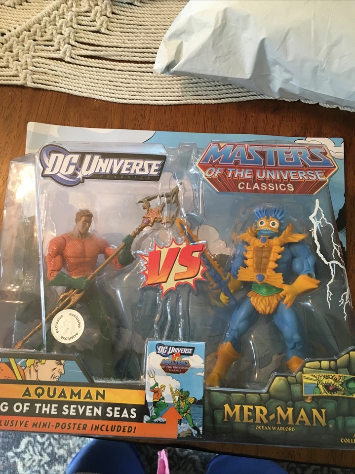 DC Universe Masters of The Universe Classics Figure 2pack Aquaman VS Merman