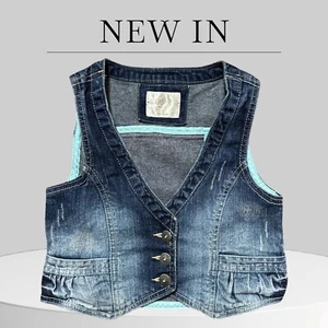 Justice Girls Distressed Denim Blue Vest 8 Button Front Comfortable 98% Cotton - Picture 1 of 6