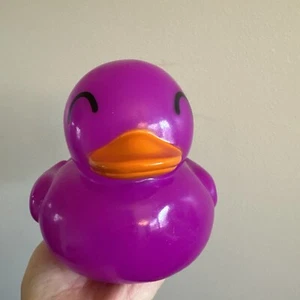 6 Zoll große Gummiente neonlila - Bild 1 von 5