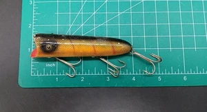 Vintage Heddon Lucky 13 Holz Angelköder Barsch Schuppen Glasaugen 3 Drillinge L👀K! - Bild 1 von 16