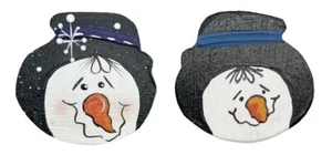 SNOWMAN HEADS WOOD BROOCH PIN Christmas Holiday Winter Carrot Snow People LOT 2 - Picture 1 of 3