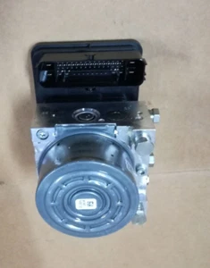 34516885433 RP gruppo idraulico DSC -ORIGINALE- BMW 2 F45 F46 fino al 03/2016 - Foto 1 di 5