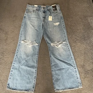Levi's Premium Baggy Bootcut Jeans - Women's W30 L31- Ripped Distressed - BNWT - Picture 1 of 24