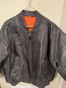 Multi compartment  Insulated Nylon Green Jacket Size M - Picture 1 of 6