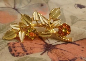 Precioso broche vintage de hojas y flores firmado Des Reg (broche) - Imagen 1 de 6