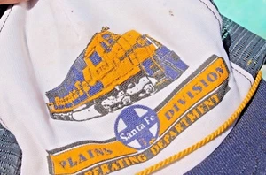 Llanuras de ferrocarril vintage Sante Fe div. Departamento de operaciones. Gorra sombrero a presión ENVÍO GRATUITO - Imagen 1 de 6