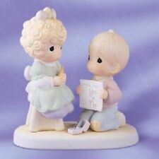 Precious Moments Figurine Wishing You A Perfect Choice 5.8 inch Tall 520845