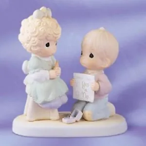 Precious Moments Figurine Wishing You A Perfect Choice 5.8 inch Tall 520845 - Picture 1 of 1