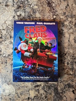 Fred Claus (DVD, 2008) Like New Condition w/ Code & Slipcover  - Image 1 of 2