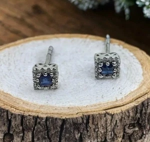 Sapphire Diamond Earring Studs 18ct Gold 2.1grams - 6 x 6mm - Picture 1 of 5
