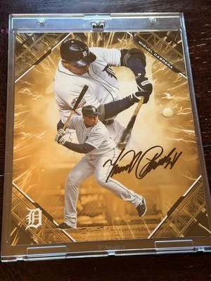 2025 Fanatics Under Wraps Emanate - Miguel Cabrera AUTO ouro 37/50. - Imagem 1 de 2