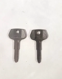 VINTAGE COLT IGNITION DC2 AUTO KEY BLANK - Bild 1 von 1