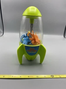 Toy Story Buzz Lightyear of Star Command Rocket Of Aliens Mattel Grab Game Fun - Picture 1 of 3