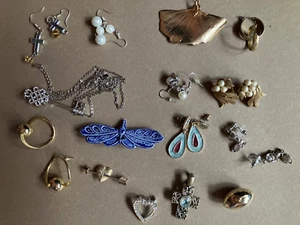 estate jewelry lot 24 pieces - Picture 1 of 5