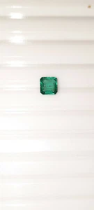 Rare and Top Quality top Shade 0.50 carat Square Cushion Zambian Emerald 3mmx3mm - Picture 1 of 4