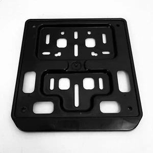 PORTA TARGA MODELLO GRANDE EUROPEO PER TUTTE LE MOTO SCOOTER NERO IN PLASTICA - Imagen 1 de 1