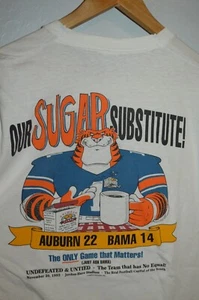 Camiseta De Colección AUBURN TIGERS Golpeando Bama Dibujos Animados Para Hombres XXL 1993 Rara Fútbol - Imagen 1 de 9