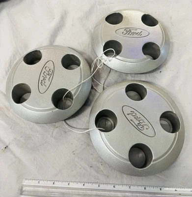 1987-1989 Mustang GT prata turbina cubo de roda tampa central com logotipo Ford três - Imagem 1 de 2