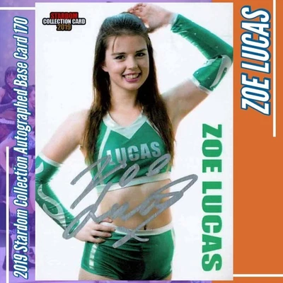 Tarjeta base autografiada de Stardom Wrestling 170 2019 luchadora del Reino Unido Zoe Lucas Shimmer Foto 1 de 4