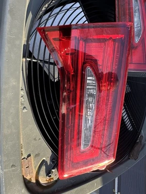 Luz trasera derecha del lado del pasajero Acura MDX 2014-2020 luz trasera interior lámpara OEM Foto 1 de 4