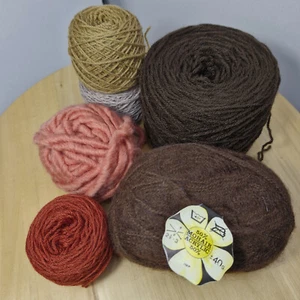 Shades of brown acrylic yarn - 240 grams (C32) - Picture 1 of 9