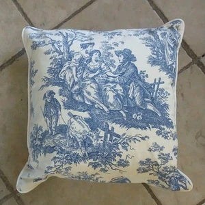 Almohada cuadrada Waverly Blue Toile French Country Life Accent 17x17" - Imagen 1 de 6