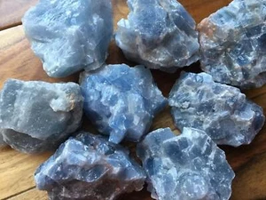 Rohblau Calcitkristall (0,5 Zoll - 4 Zoll Größe) Naturblau Calcitstein aus Mexiko - Bild 1 von 10