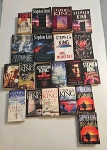 Lot of 20 Stephen King Paperback Novels Books Acceptable To VG - Imagen 1 de 10