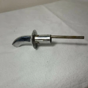 Vintage, "DELUXE PROD.  CO" Art Deco  1-pc Chrome  Bottle Stopper 4.5in tall - Picture 1 of 4