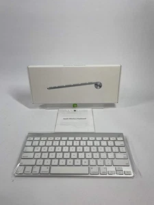 Nowa klawiatura Apple Magic srebrna MC184LL/B - Zdjęcie 1 z 4