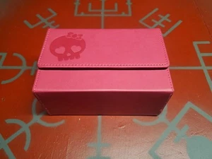 Ultra Pro Dual Flip Card Deck Box Rose Pink Skull Bow ~ TCG MTG  - Bild 1 von 6