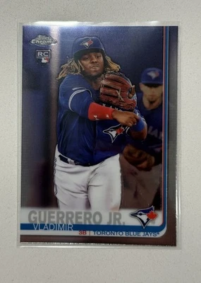 2019 Topps Chrome Vladimir Guerrero Jr. RC #21 Rookie Card Blue Jays - Image 1 of 2