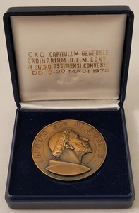 St. Francis of Assisi Bronze Commemorative Medal with Case - Picture 1 of 6