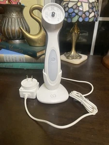NU SKIN AgeLOC LumiSpa Facial Cleansing Device with Charger - Picture 1 of 4