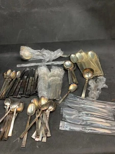 Excellent 102-Piece Nobility Plate Wind Song Silver Plate Flatware Set - Picture 1 of 6