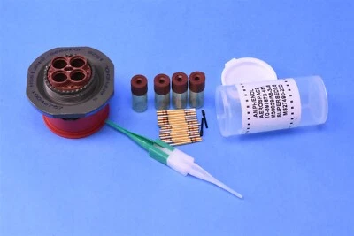 Amphenol Mil-Spec 18 Pins Size 19 Circular Connector D38999/24WF18SN - Image 1 of 3