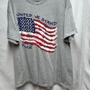 Rue21 Gray T-Shirt with American Flag Graphic large - Picture 1 of 5