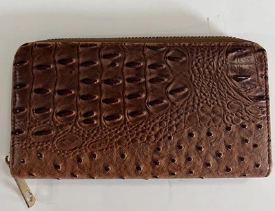 Cartera de imitación de reptil/cococodrilo en relieve con cremallera alrededor marrón con múltiples compartimentos Foto 1 de 4
