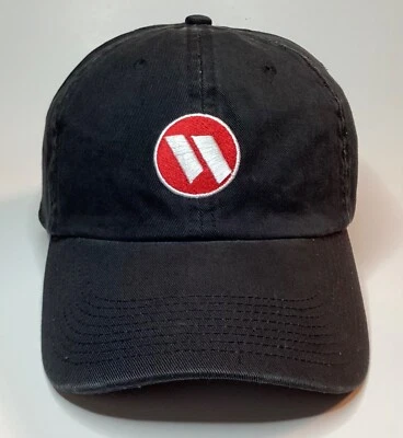 НОВЫЙ СТОИТ FASTPITCH СОФТБОЛ ЧЕРНЫЙ ВЫШИТЫЙ РЕГУЛИРУЕМЫЙ КЕПКА ШЛЯПА - 100% ХЛОПОК - Изображение 1 из 4