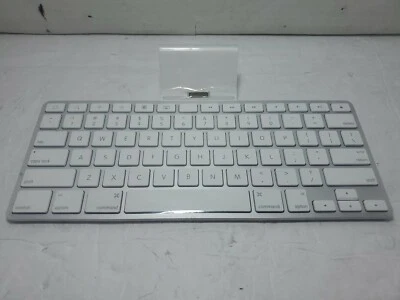 Apple A1359 MC533LL/A Wired Keyboard - Image 1 of 4
