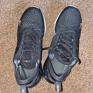 Nike Air Max 270 Black Men's Shoes, size 11. Cool Clean Sneakers Pre Owned. #e25 - Picture 1 of 15