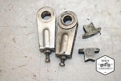 Ajustadores de corrente de eixo traseiro 1976 Yamaha XS650 O10-2717.ABV - Imagem 1 de 4